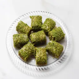 بقلاوه بالفستق